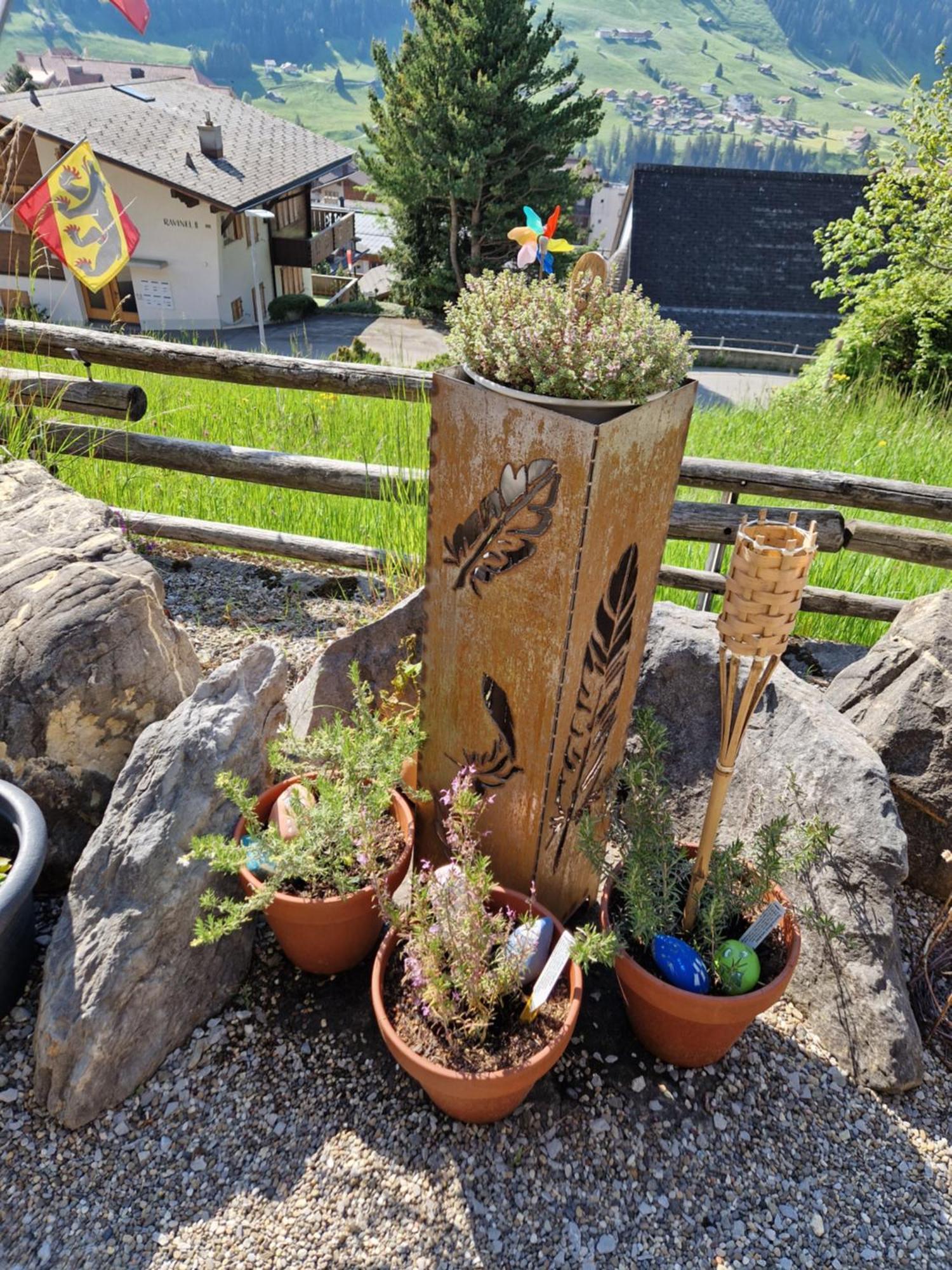 Chalet Gotthelf Gartenstudio, Ferien Mit Hund Adelboden Bilik gambar